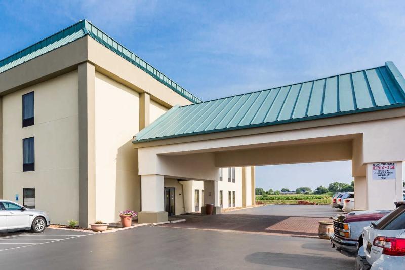 Quality Inn O'Fallon Il - St Louis Esterno foto