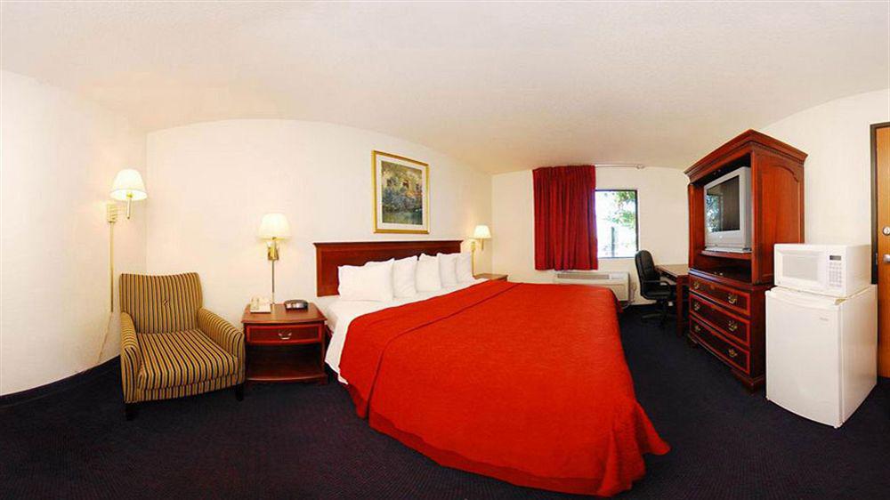 Quality Inn O'Fallon Il - St Louis Esterno foto